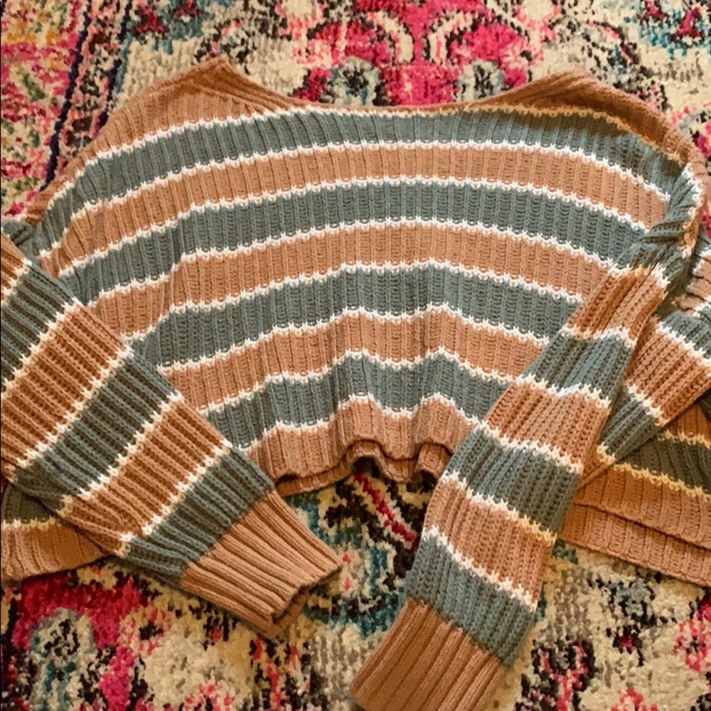 American Eagle sweater